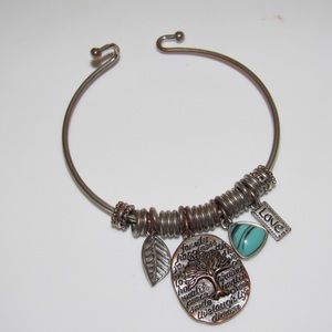 Charm bracelet